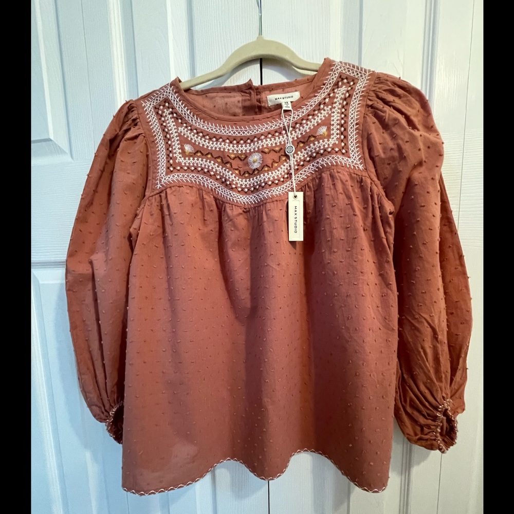 NWT Max Studio Boho Embroidered blouse Size XS